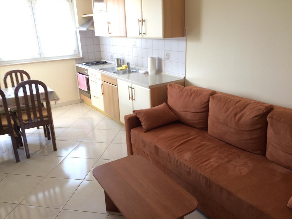 Kvajera Apartment 波雷奇 外观 照片
